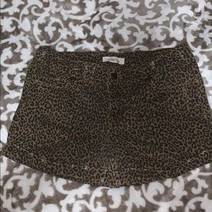 Leopard Print Distressed Short